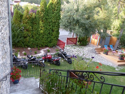 montagne attitude moto & cabane